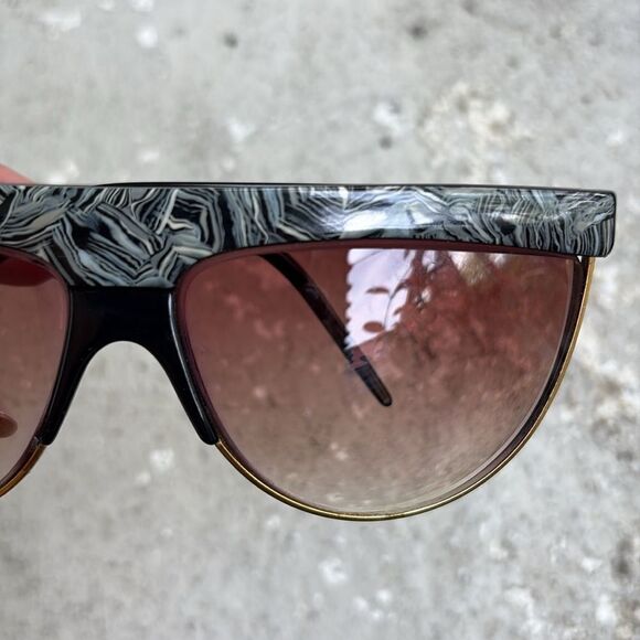 Vintage Laura Biagiotti sunglasses main image 4